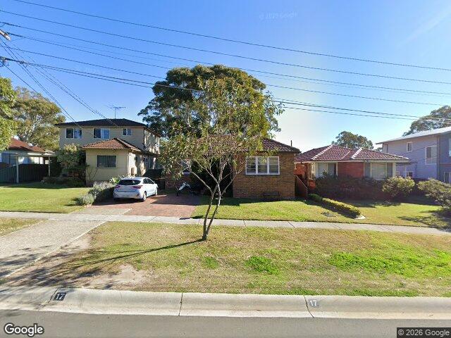 17 WARRINGTON AVENUE, Caringbah
