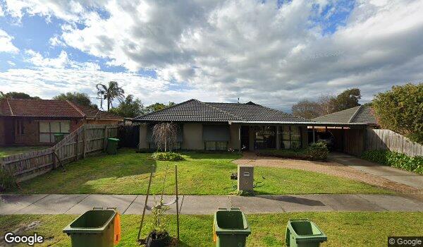 11 BLUEGRASS CRESCENT, Pakenham
