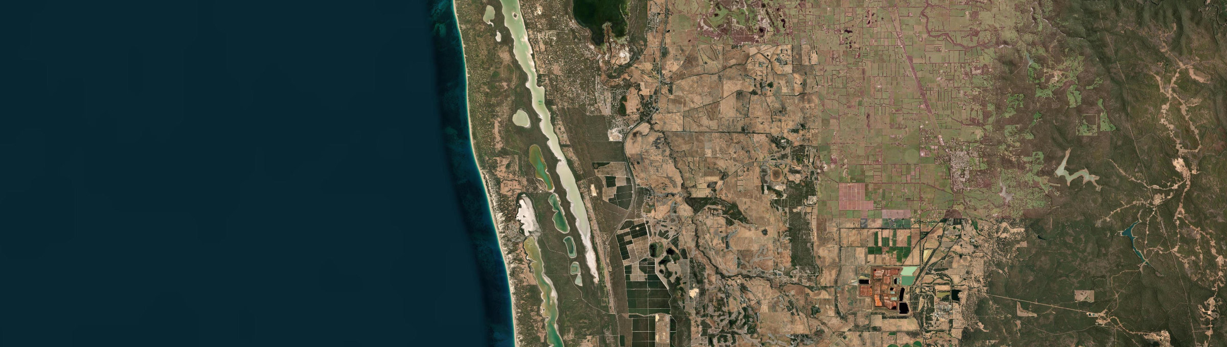 Aerial view of Lake Clifton, WA