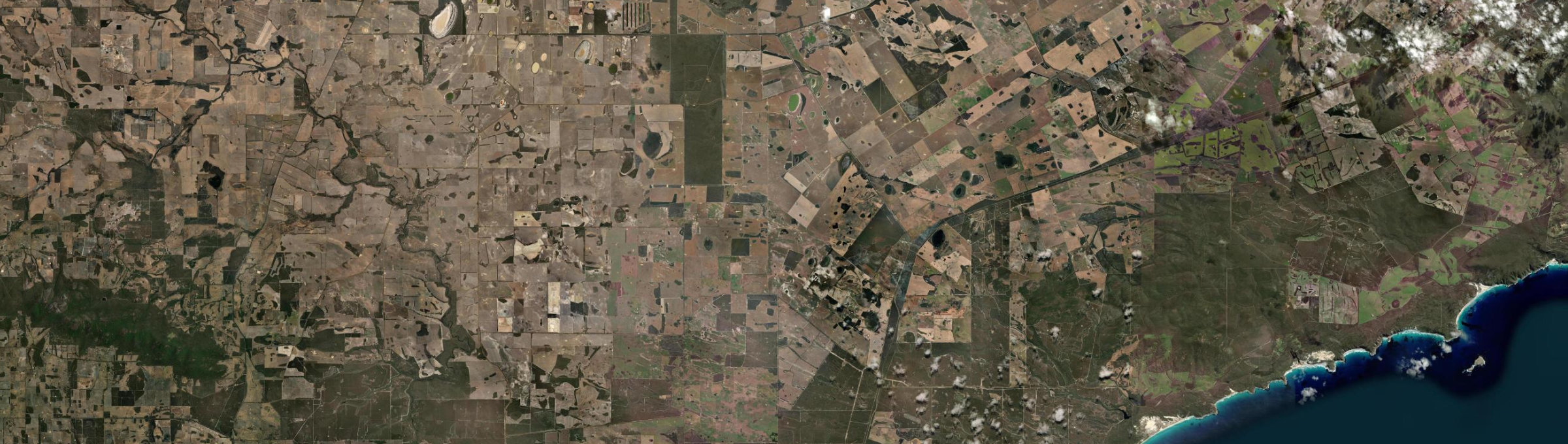 Aerial view of South Stirling, WA