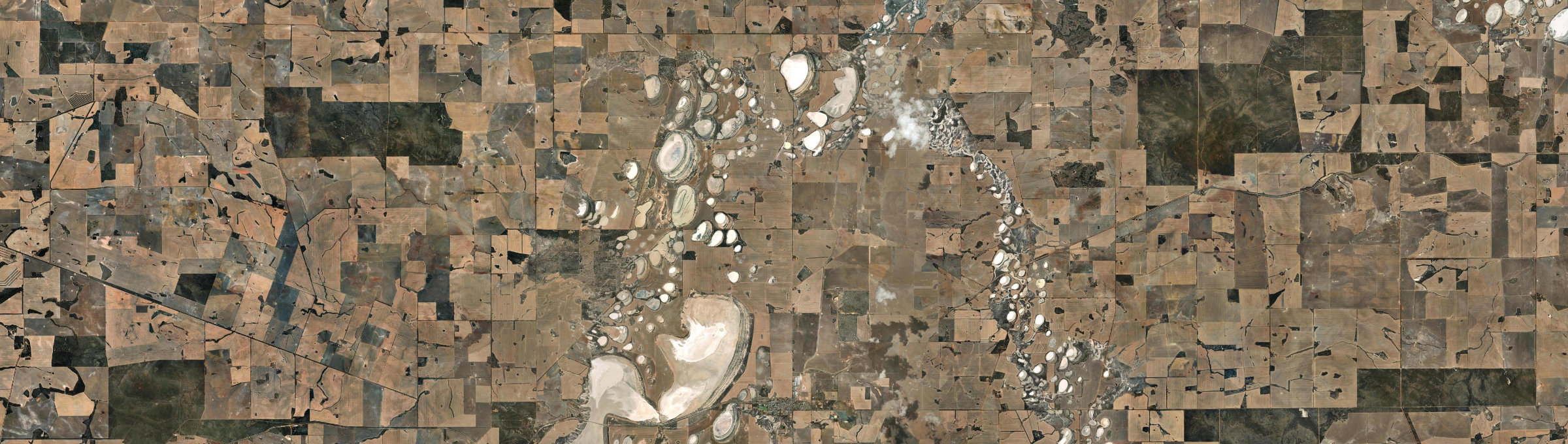 Aerial view of North Lake Grace, WA
