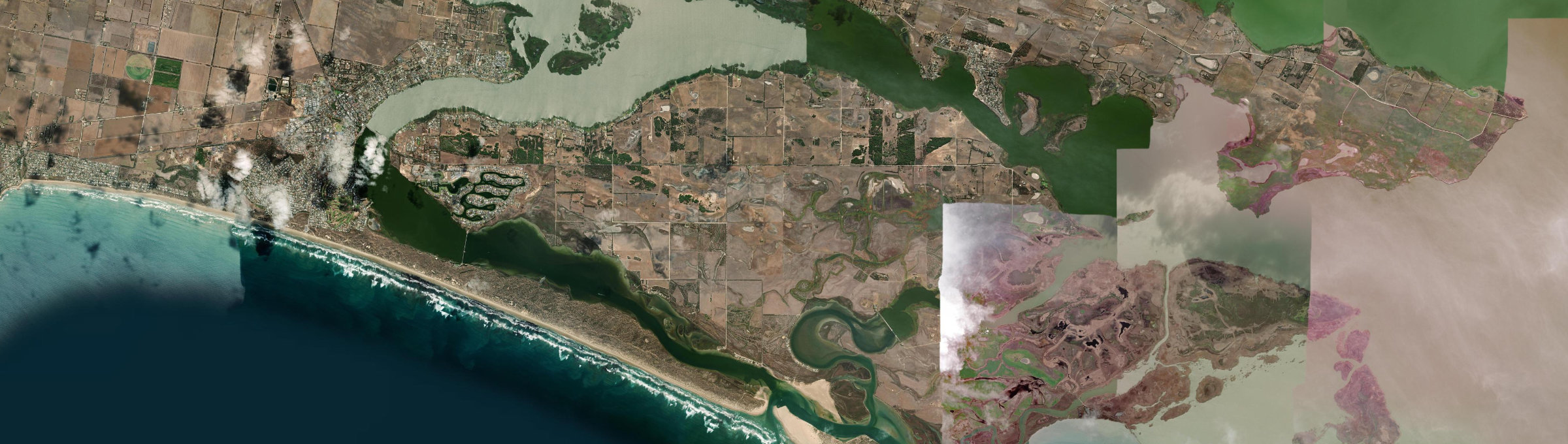 Aerial view of Hindmarsh Island, SA