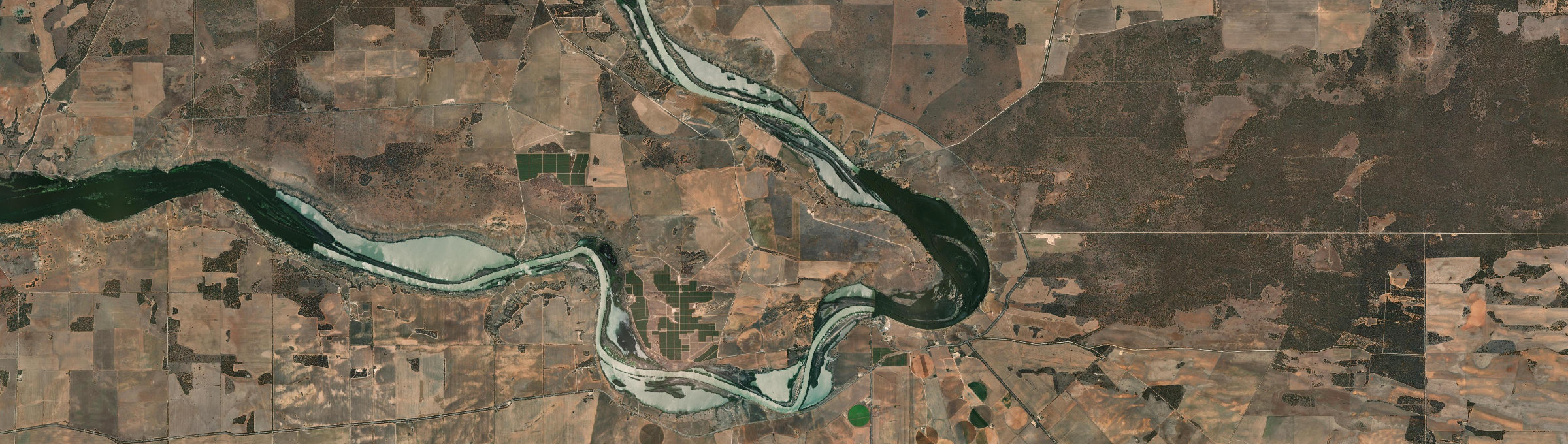 Aerial view of Caurnamont, SA