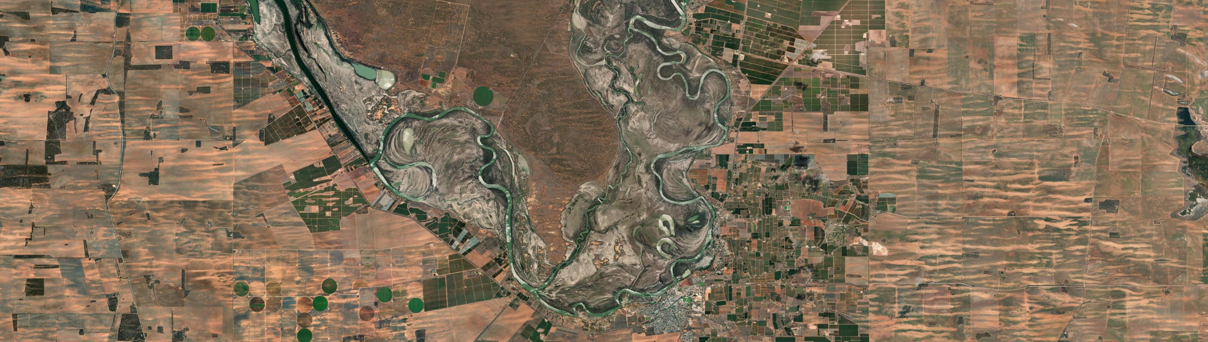 Aerial view of Katarapko, SA