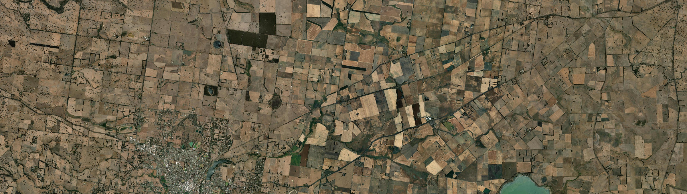 Aerial view of Strathkellar, VIC