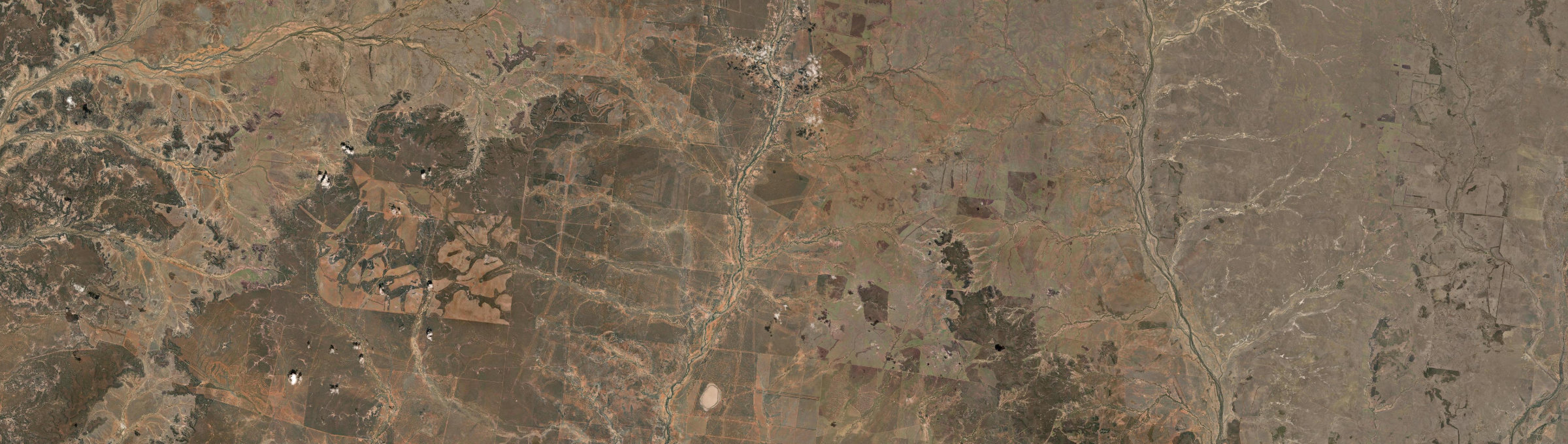 Aerial view of Scrubby Creek (Blackall Tambo - Qld), QLD