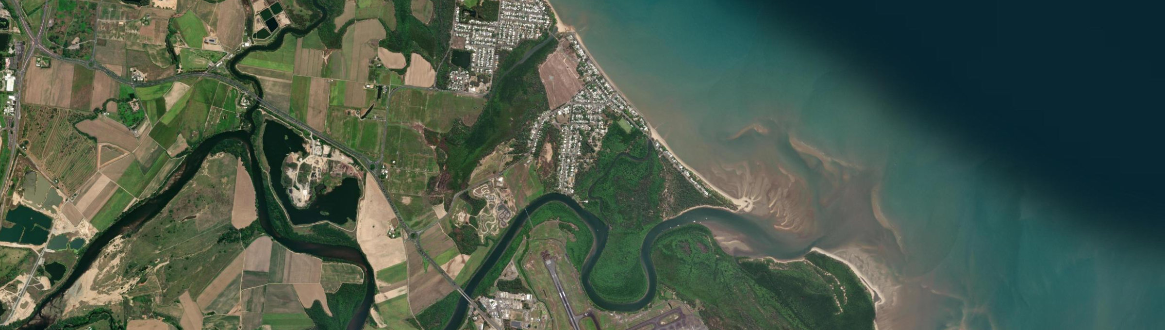 Aerial view of Machans Beach, QLD