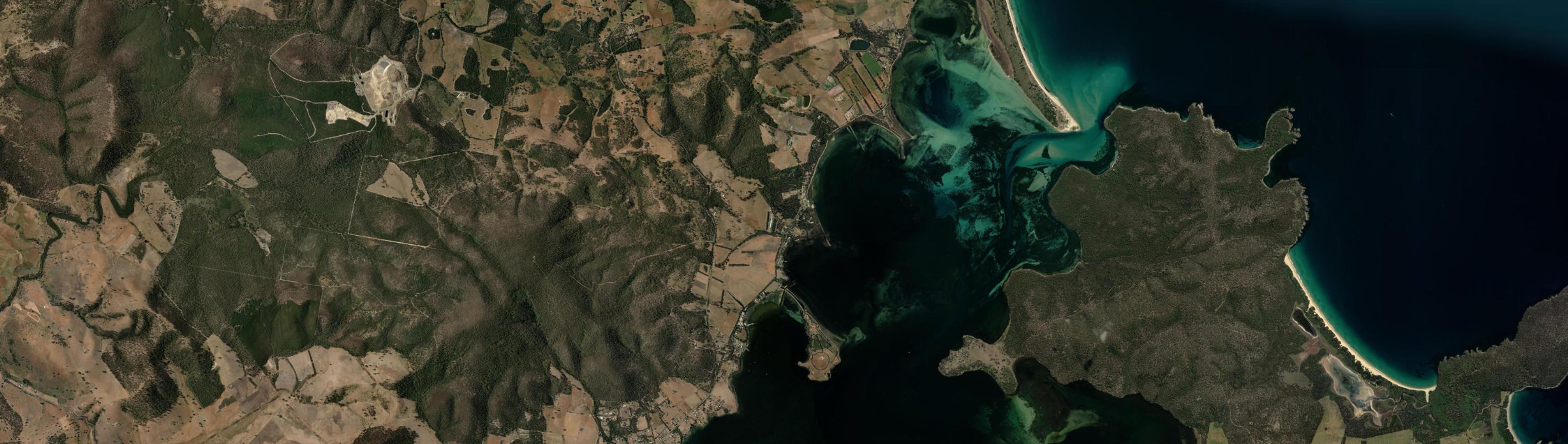 Aerial view of Boomer Bay, TAS
