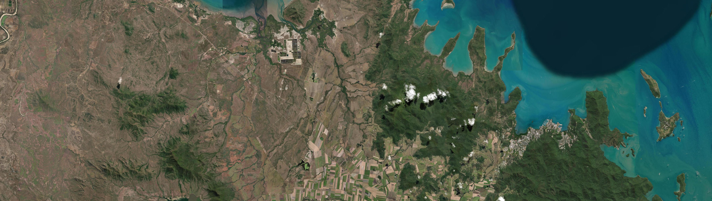 Aerial view of Gregory River (Whitsunday - Qld), QLD