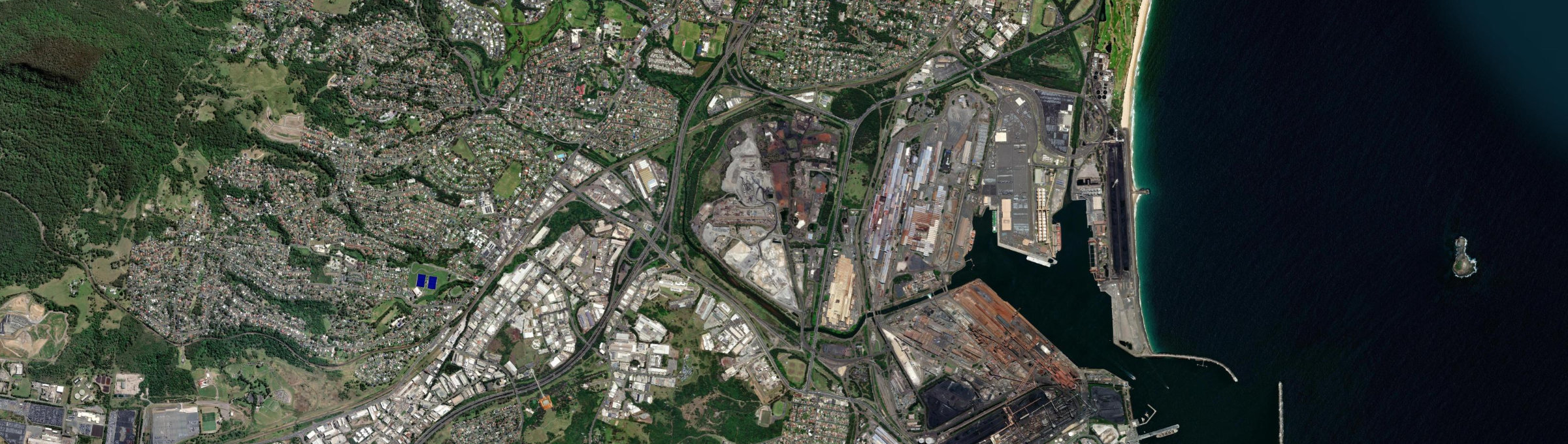 Aerial view of Spring Hill (Wollongong - NSW), NSW