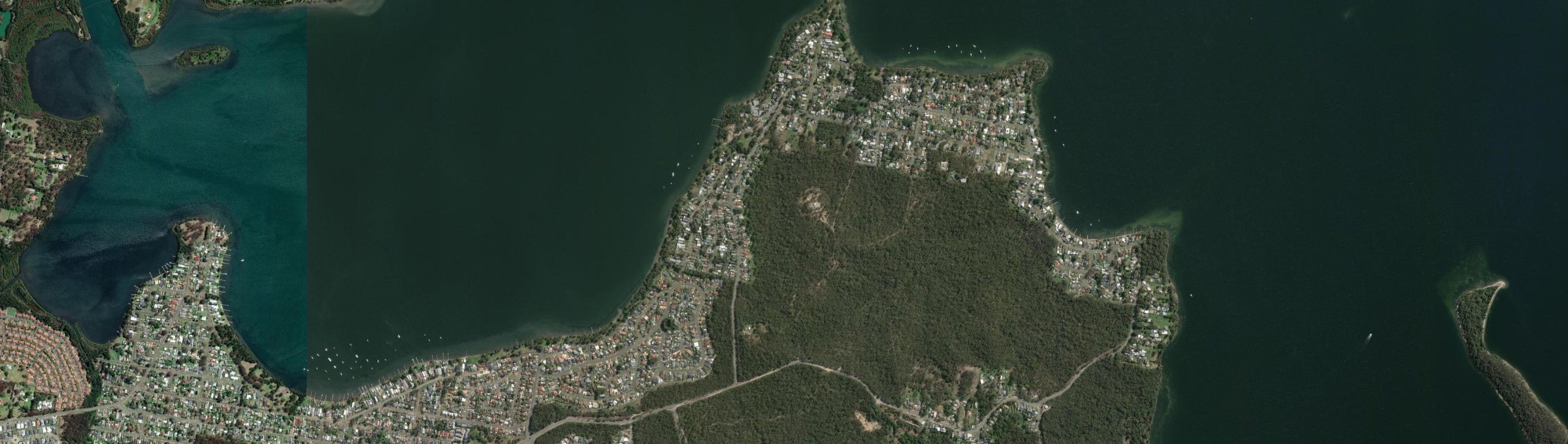 Aerial view of Yarrawonga Park, NSW