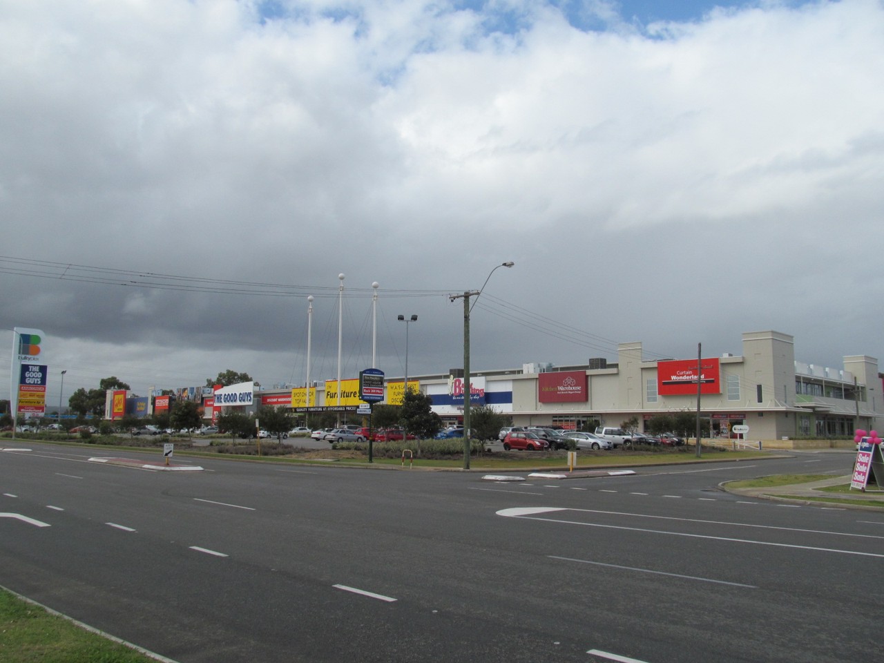 Beckenham, WA, Commercial strip with multiple retail stores