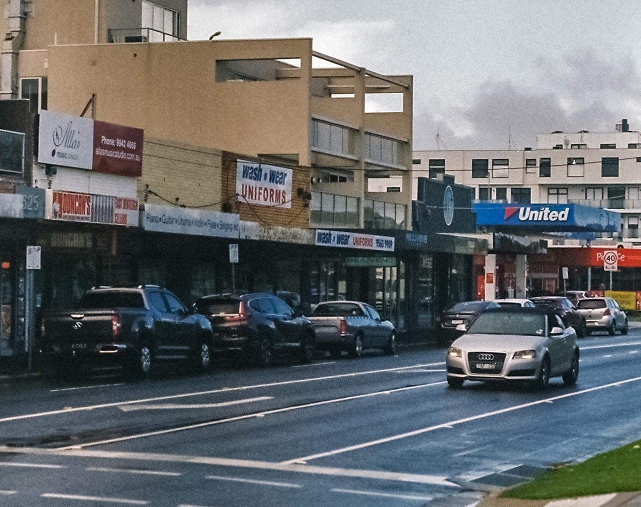 Bentleigh East, VIC, Shopfronts along a busy commercial street