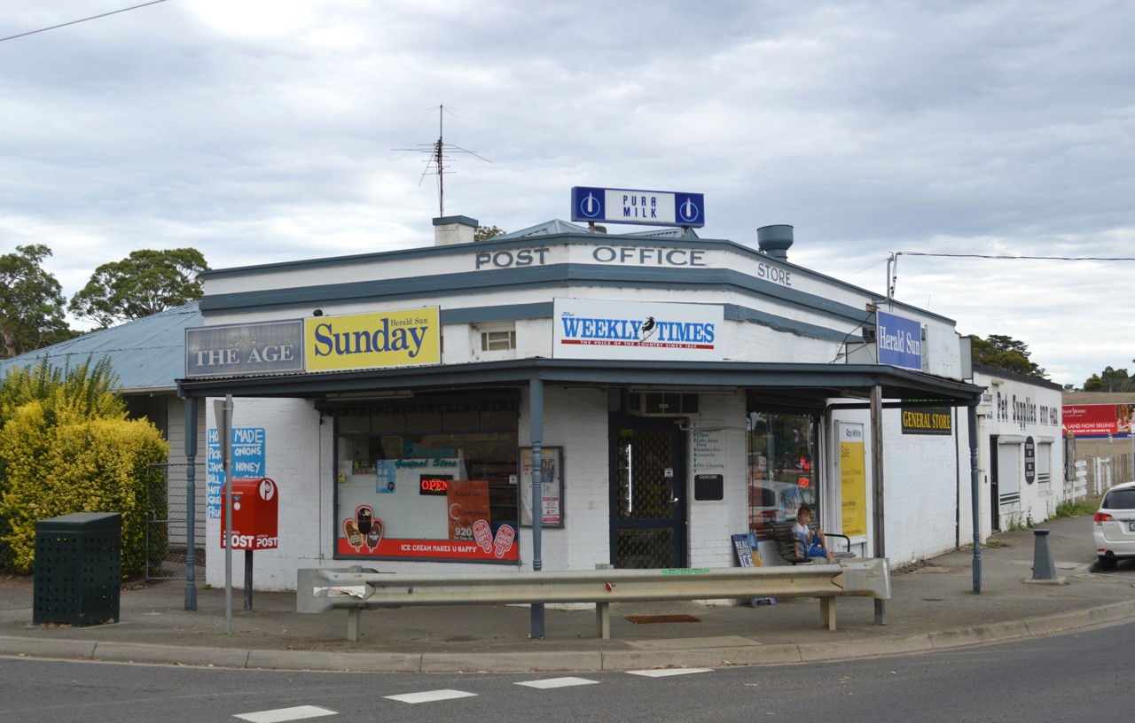 Doreen, VIC, Corner post office with newspaper stands