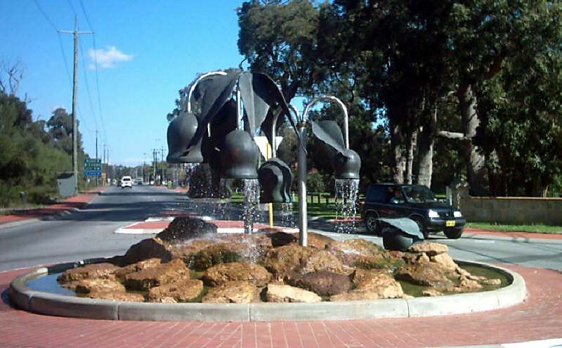 Forrestfield, WA, Metal kangaroo sculpture on a roundabout