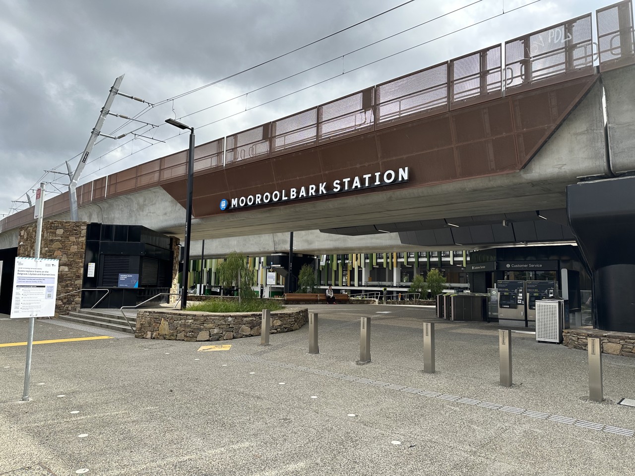 Mooroolbark, VIC, Mooroolbark Station entrance with railway signage