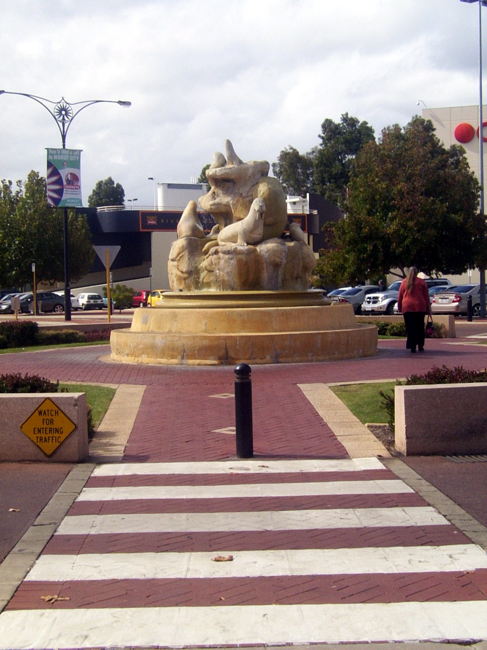 Morley, WA, Sculpture in roundabout near shopping centre