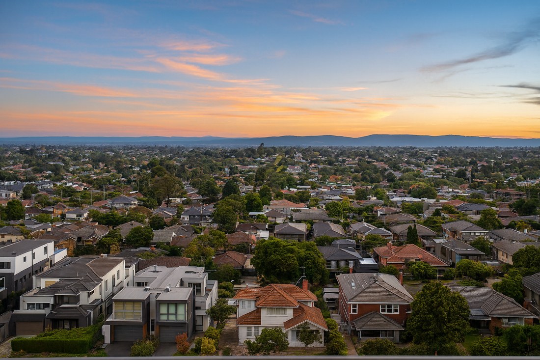 Mount Waverley, VIC, Residential suburb with houses and trees at sunset