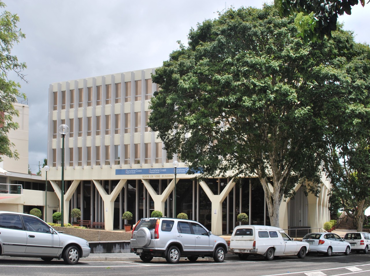 Nambour, QLD, Modernist building with distinctive support columns