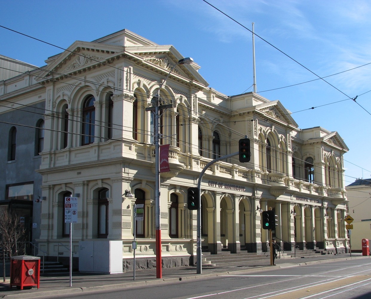 Northcote, VIC, Historic building with classical architecture on street