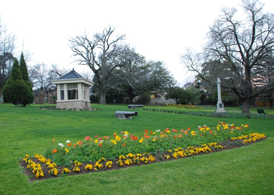 Surrey Hills, VIC, Park with pavilion and flower beds