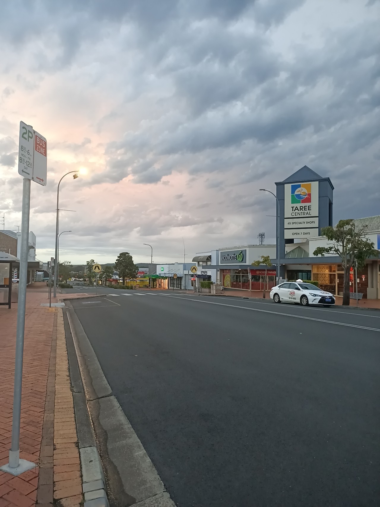 Taree, NSW, Street view with Taree Central Shopping Centre
