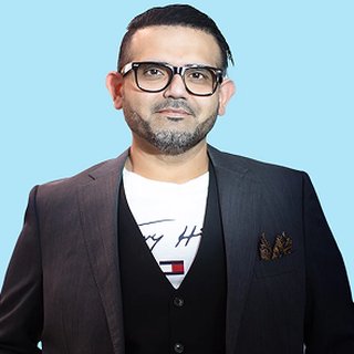 Moxin Reza