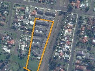 11/3 Mountbatten St, Corrimal NSW from above, 2014