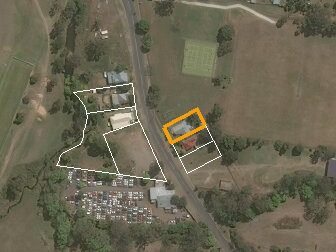 14 Bergins Hill Rd, Bundamba QLD from above, 2014