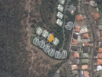35/2 Rdgeline Way, Highland Park QLD from above, 2014