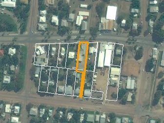 220 Gill St, Charters Towers City QLD from above, 2014