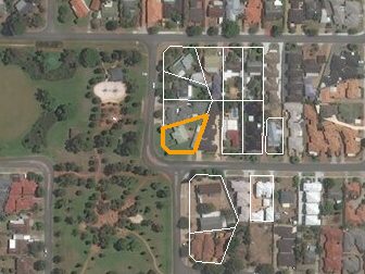 4/16 King George St, Innaloo WA from above, 2014