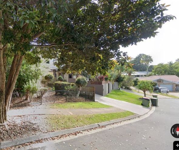 Dubois Close, Buderim from the kerb