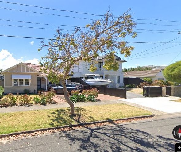 Bracken Grove, Altona from the kerb