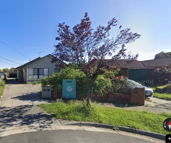 Golden Court, Doveton from the kerb